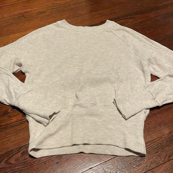 Monrow Tops - Monrow Women’s Tan Waffle Long Sleeve Shirt Size S